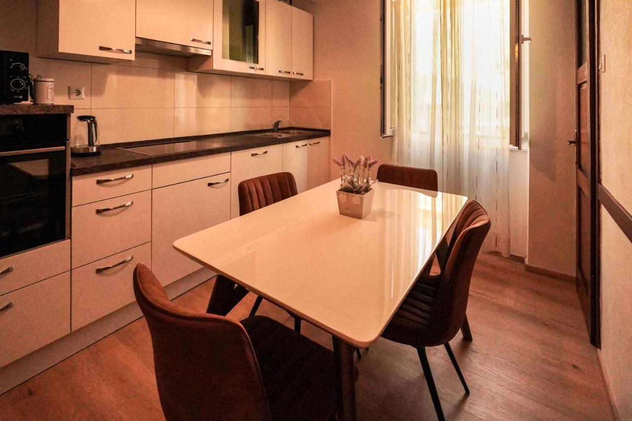 Appartamento Tranquil Urban Escape Spalato Esterno foto